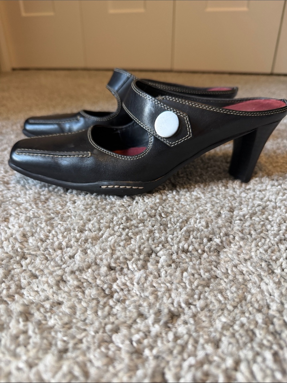 AEROSOLES Black Leather Mary Jane Heel Mules with Black Button Accent